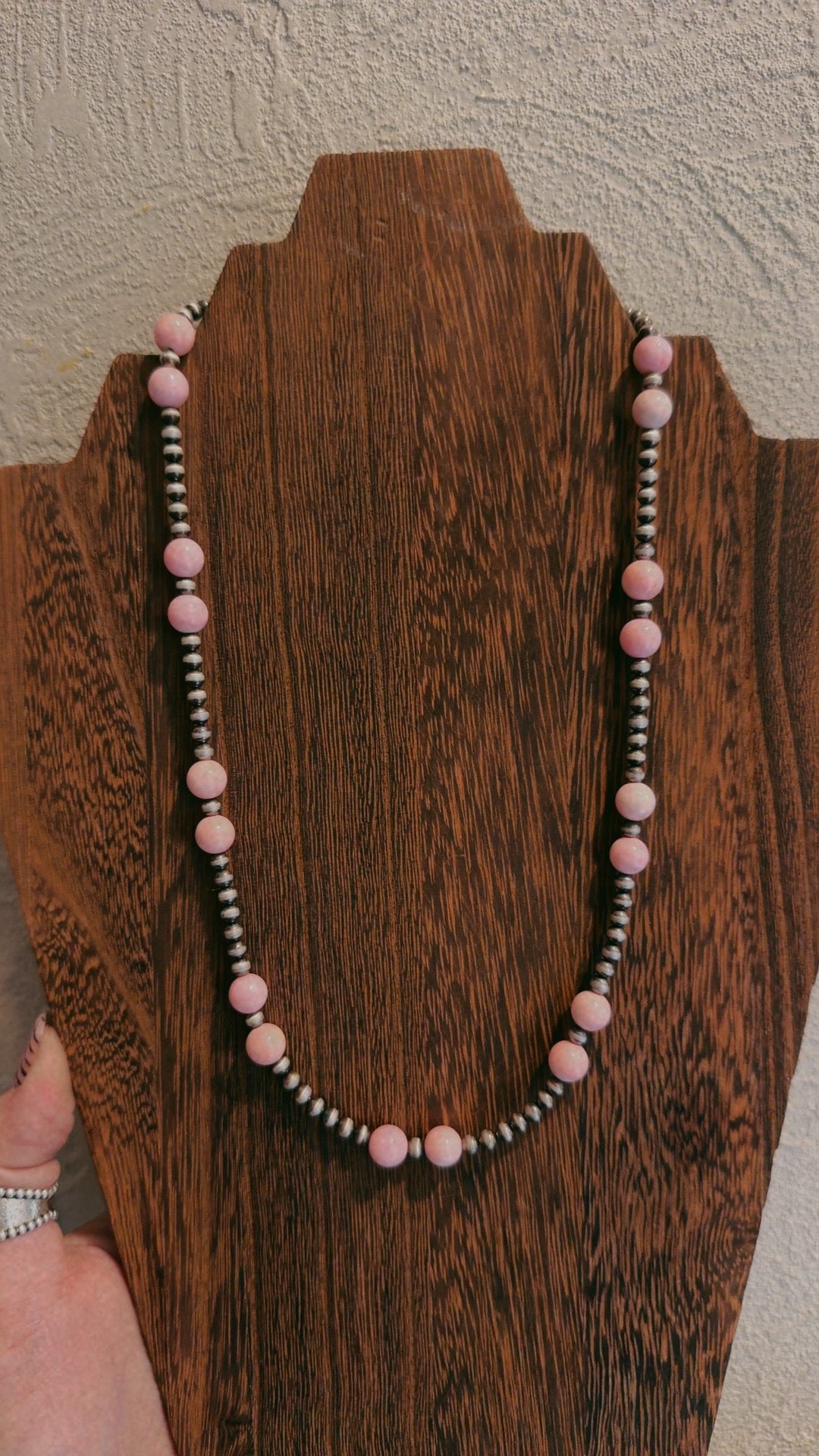 4MM with pink conch (16-24”)