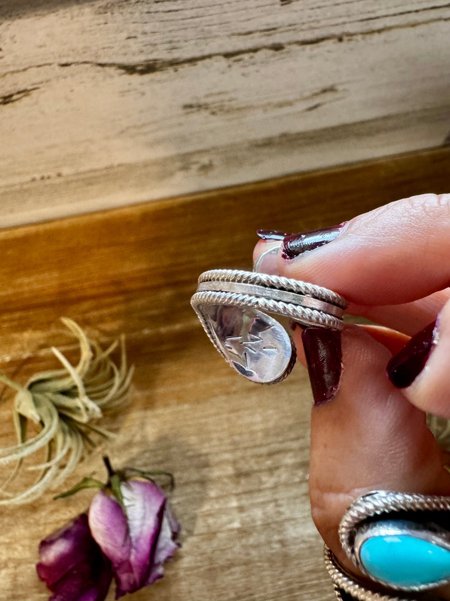 Turquoise or Spiny Oyster Ring – Multiple Sizes