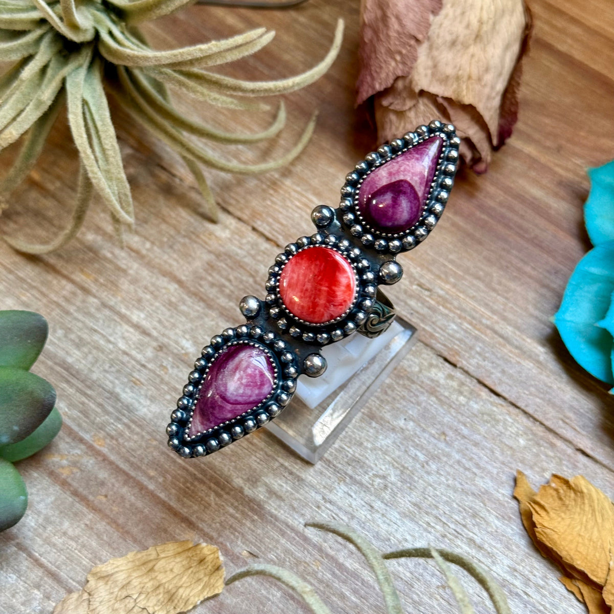 Three-Stone Purple & Red Spiny Oyster Sterling Silver - Adjustable
