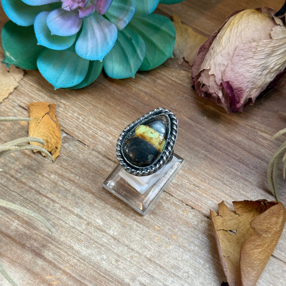 Black Jack Teardrop Ring - Adjustable