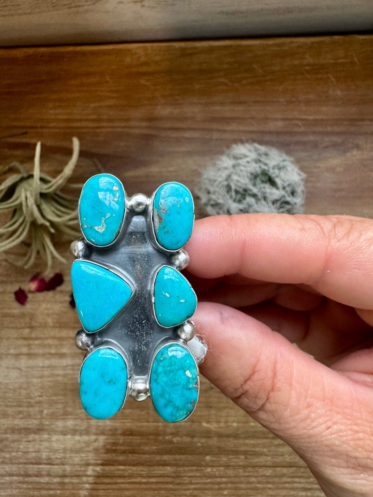 Long Ring - size 6 - Kingman turquoise