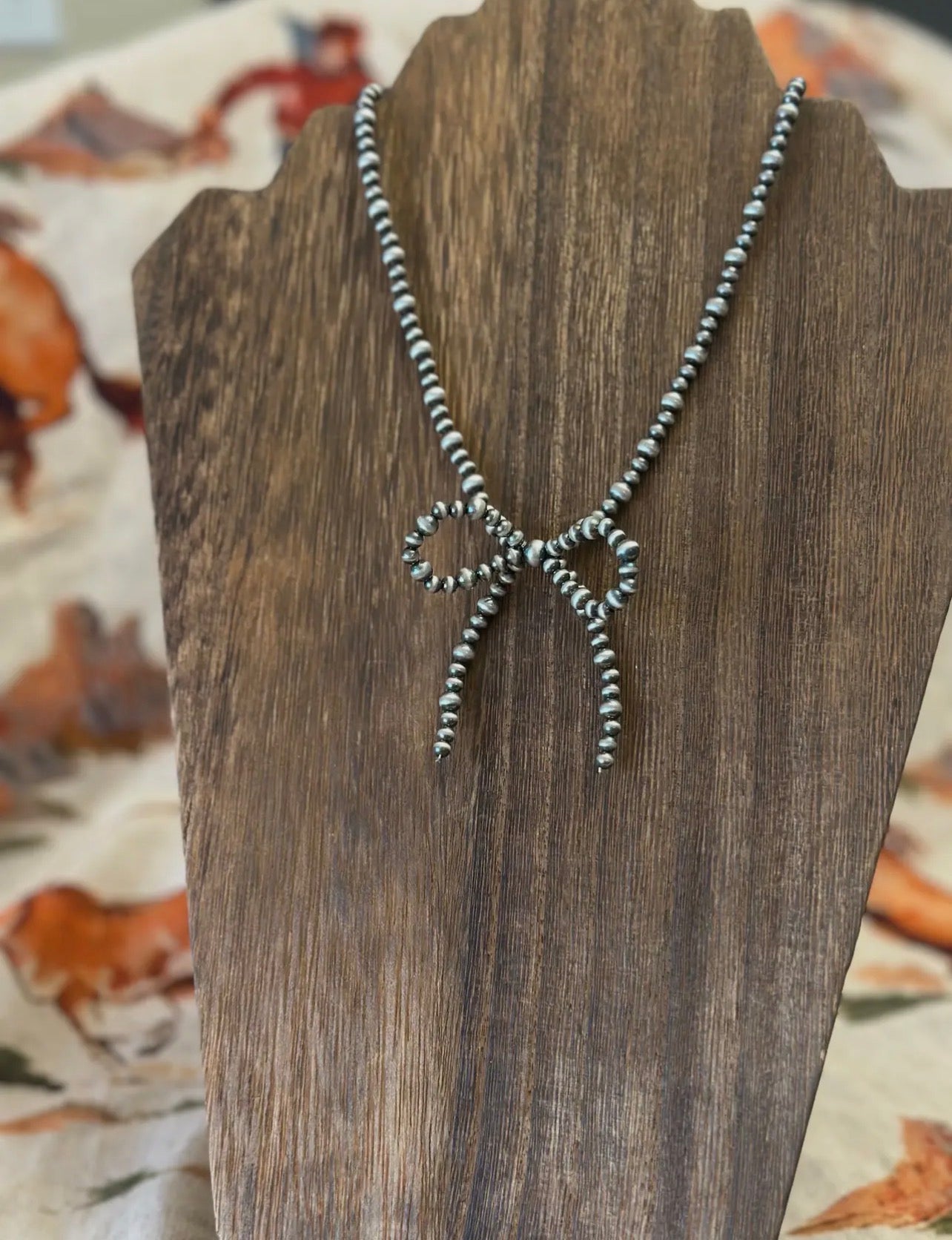 18” plain 4MM/5MM bow necklace