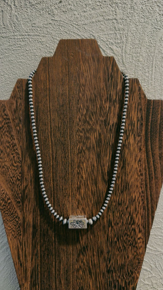 18” 4MM with flower barrel bead