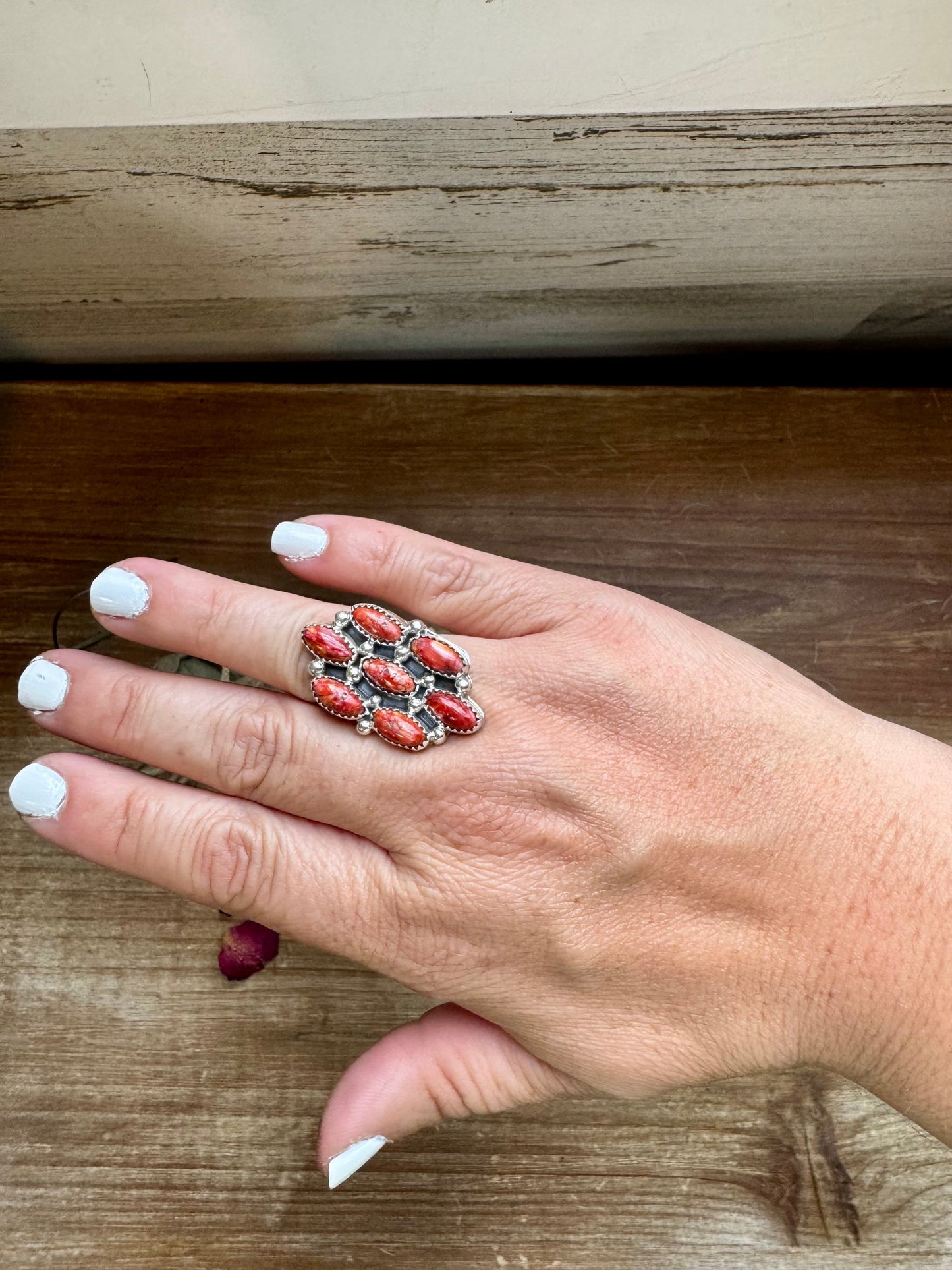 Cluster Ring - size 8 - Red Spiny
