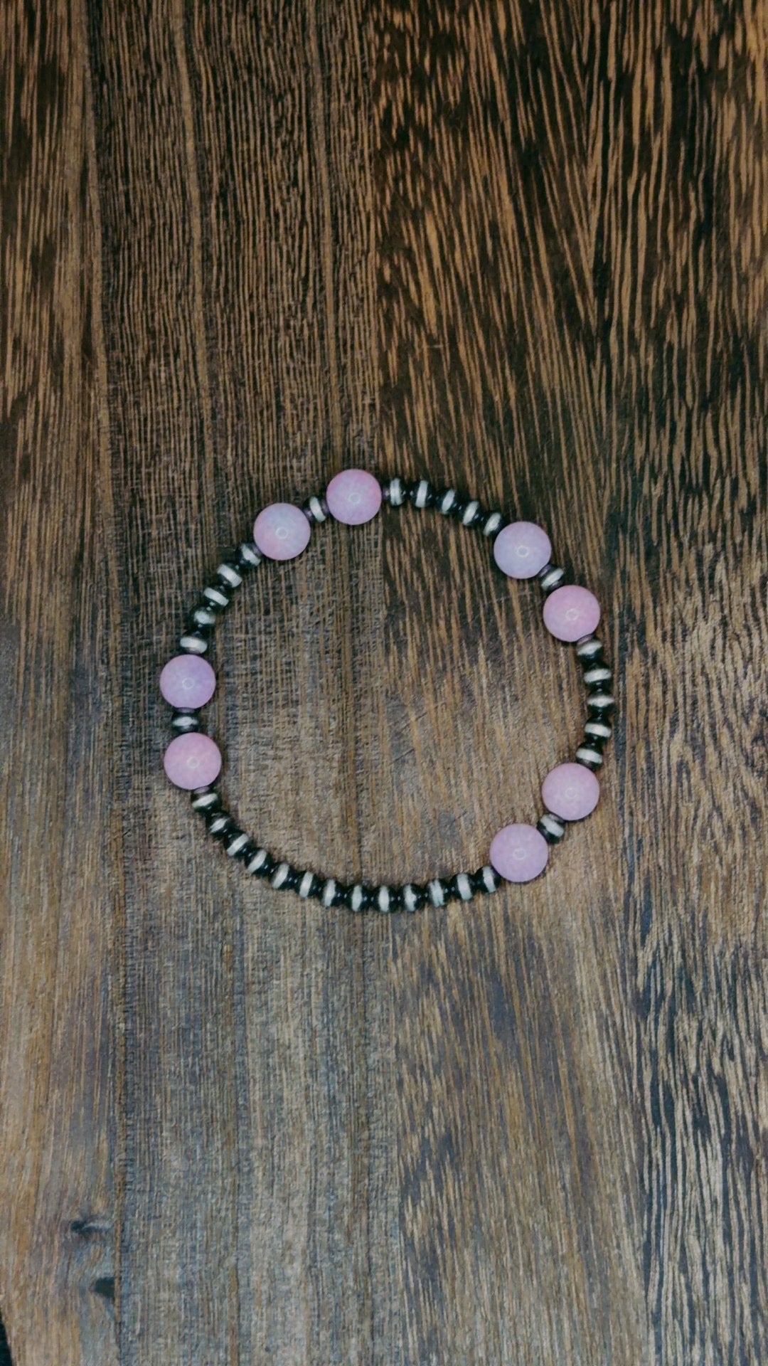 Pearl bracelets - stretchy or clasp