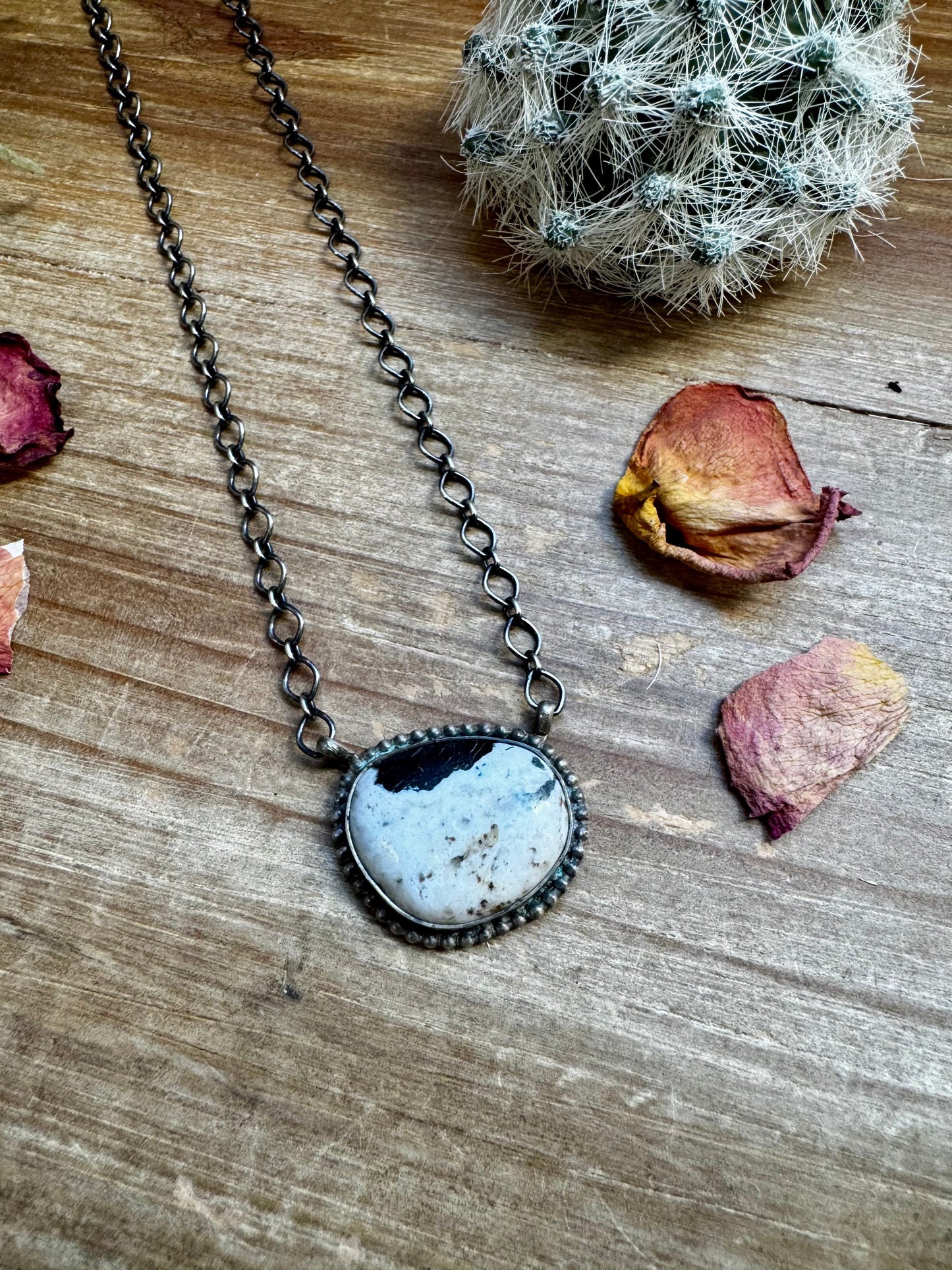 Round Bar Necklace - White Buffalo - 20" SS chain