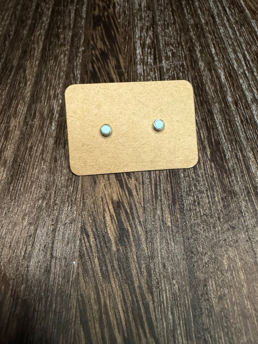 3MM Golden Hills studs