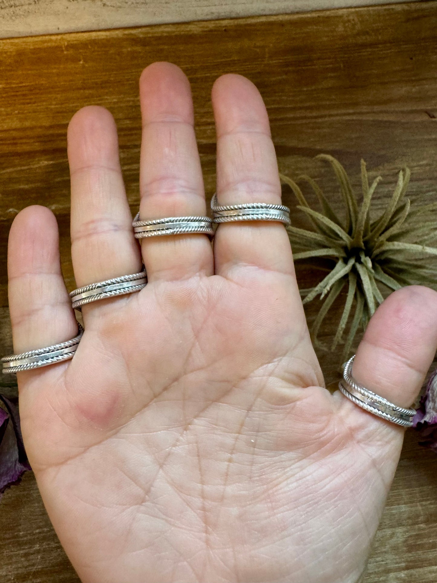 Turquoise or Spiny Oyster Ring – Multiple Sizes