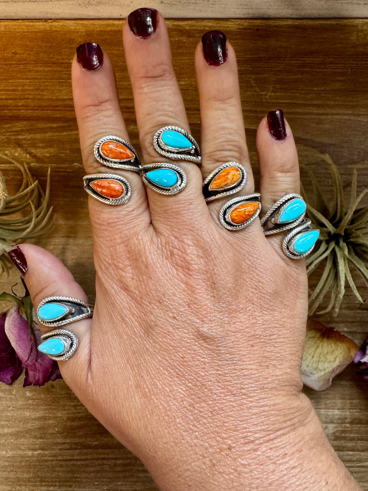 Turquoise or Spiny Oyster Ring – Multiple Sizes