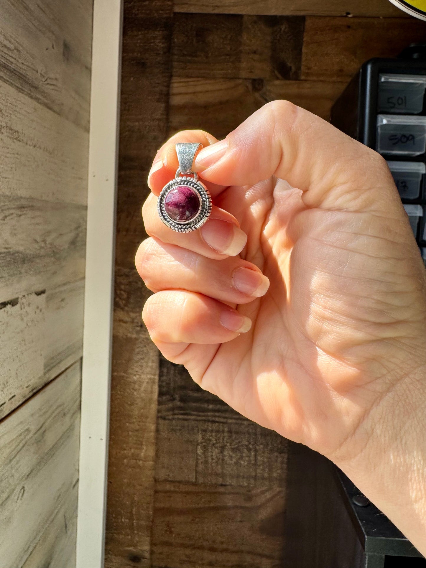 SS Purple Spiny Oyster Pendant