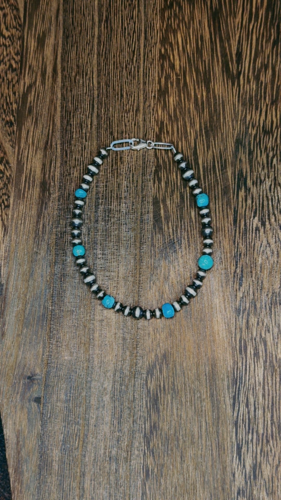 Pearl bracelets - stretchy or clasp