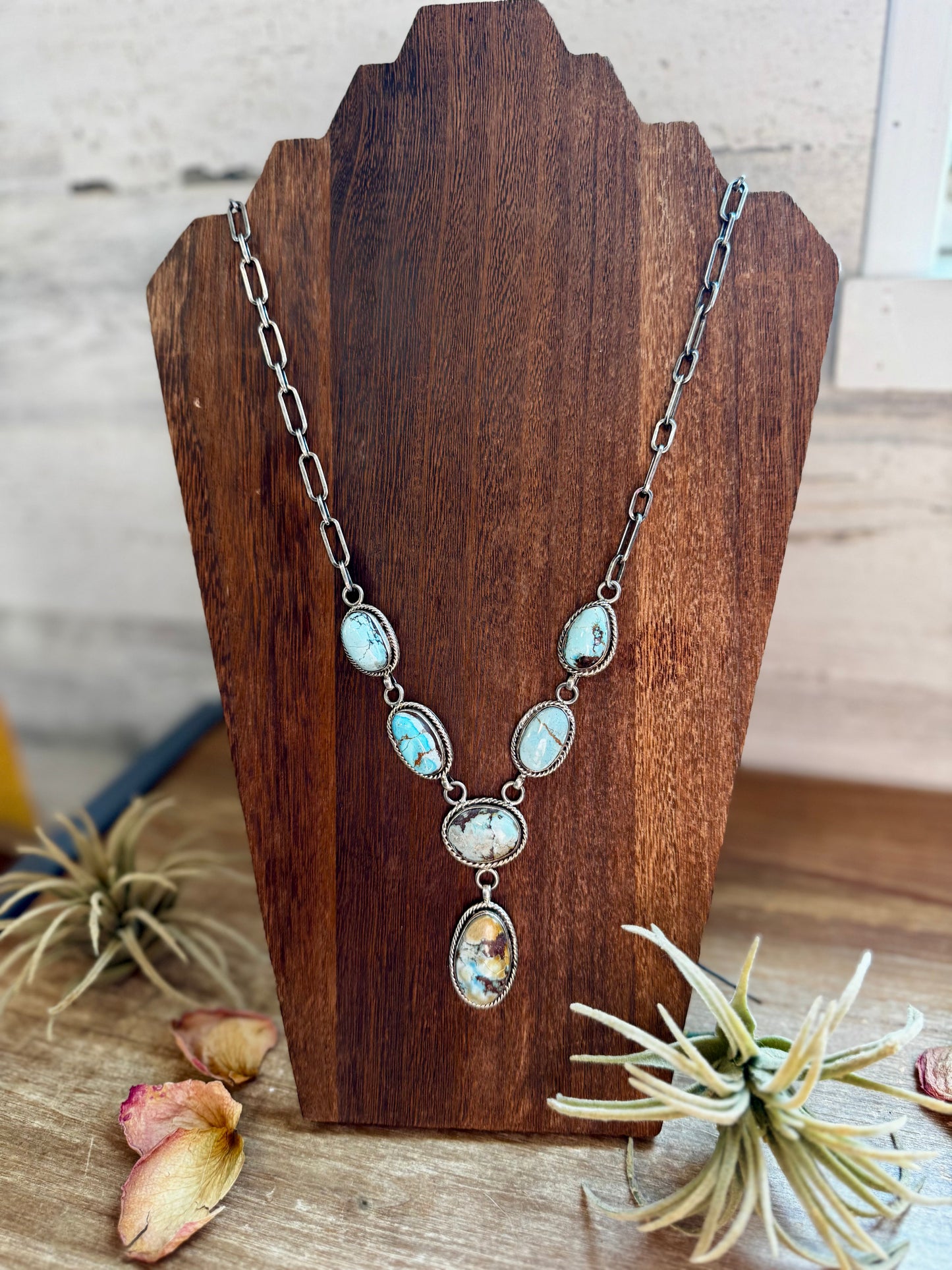 Golden Hills Turquoise Lariat - 22"