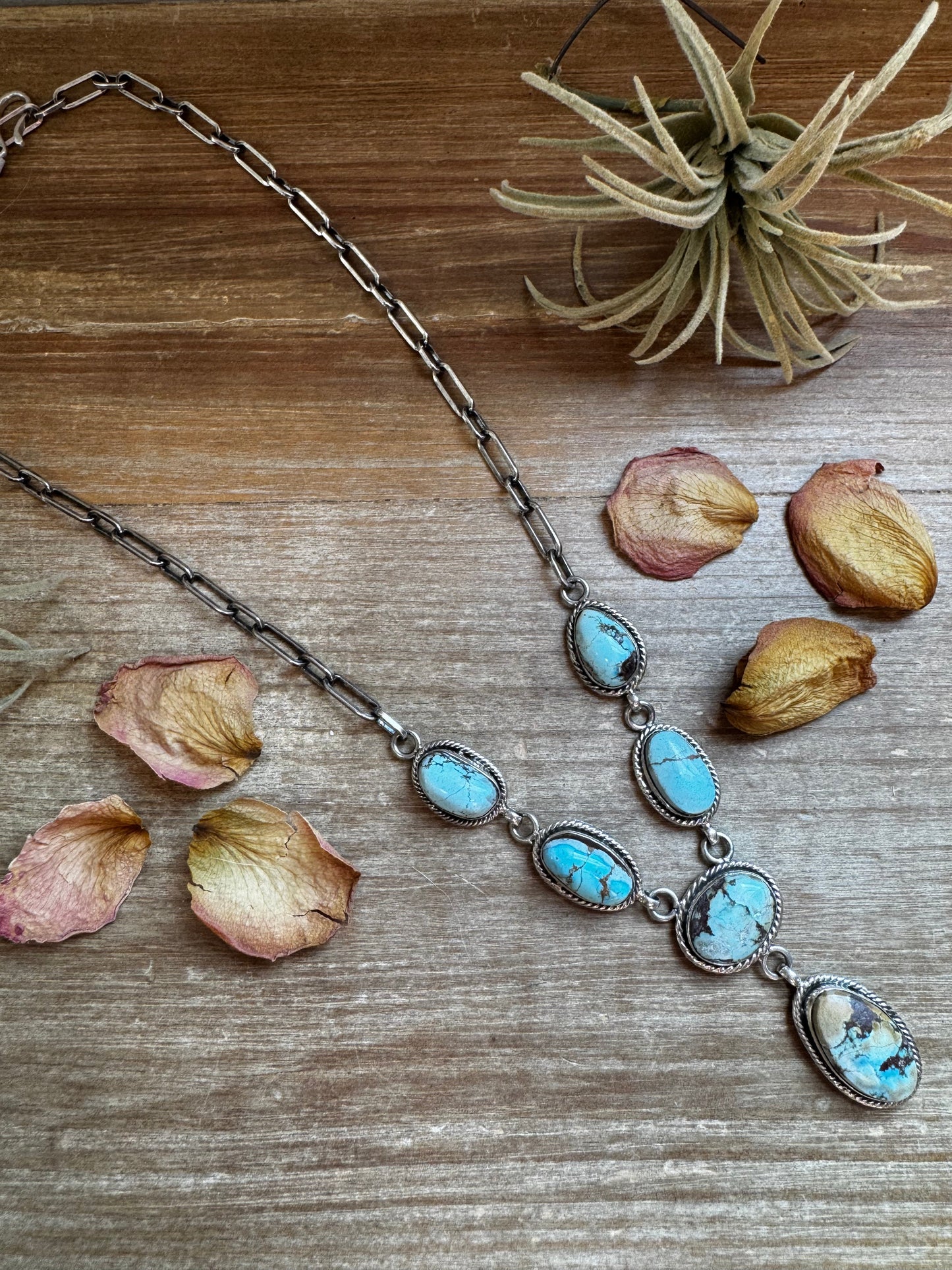 Golden Hills Turquoise Lariat - 22"