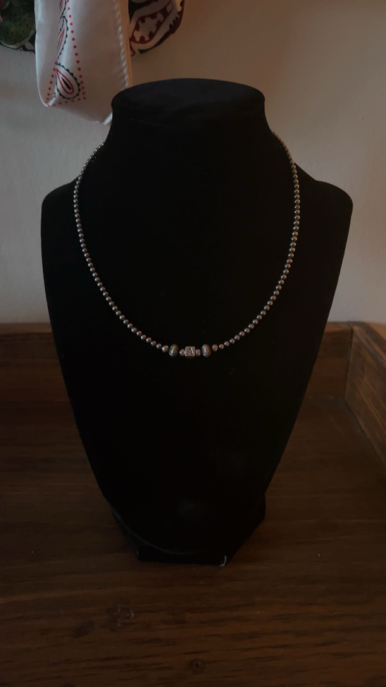 Initial pearls - 3MM/4MM with saucers