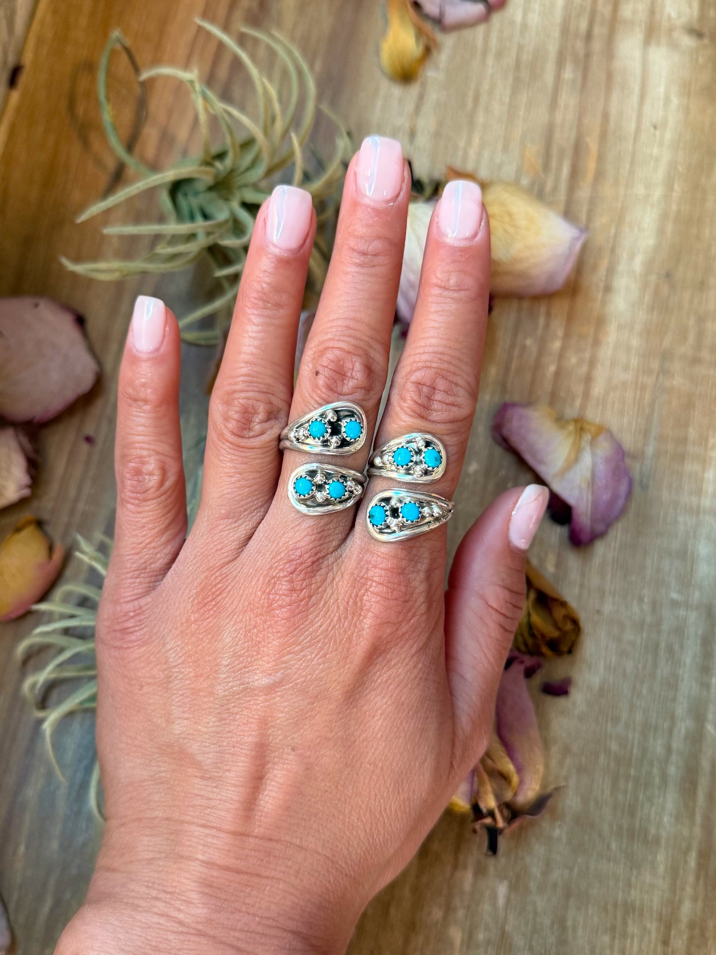 Kingman Turquoise Sterling Silver Ring – Size 8