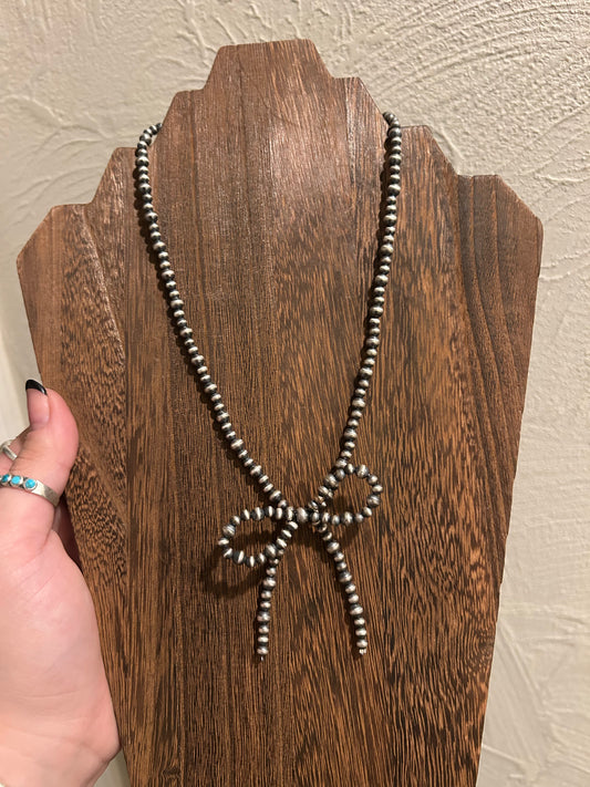 18” 4MM/5MM bow necklace