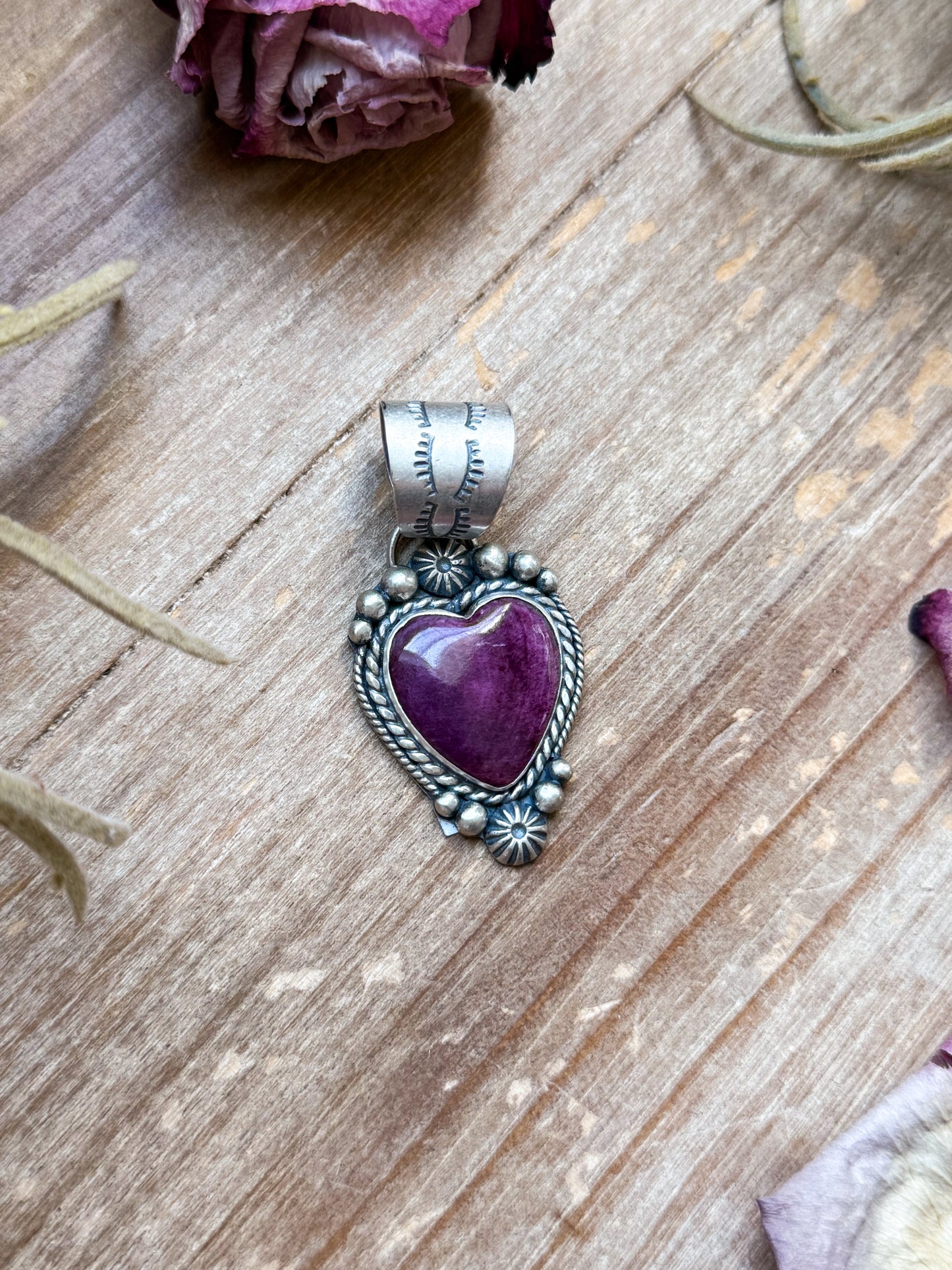 SS Purple Spiny Oyster Heart Pendant – Handmade by Shay Pfeiffer
