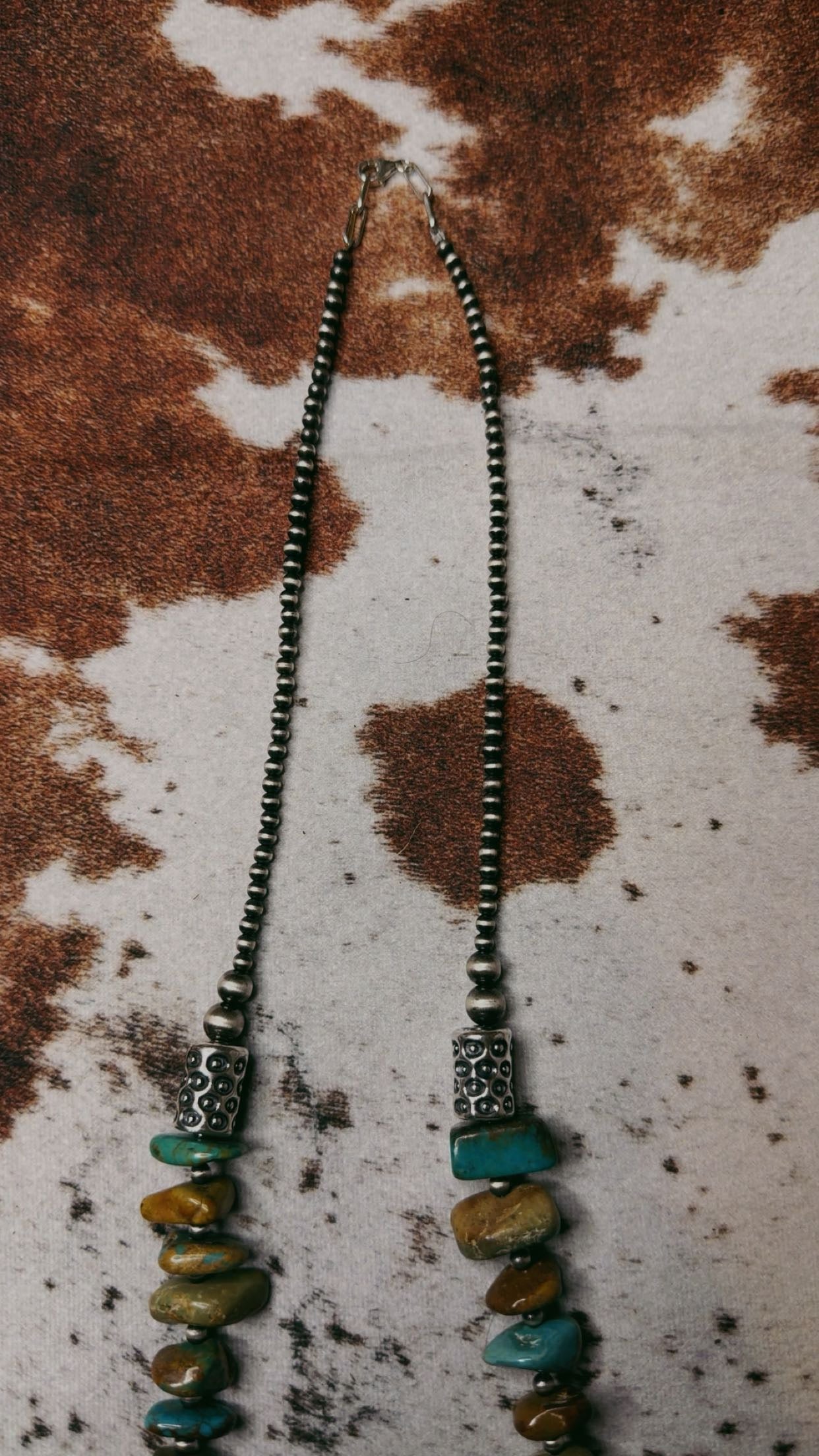 30” Turquoise with barrel bead