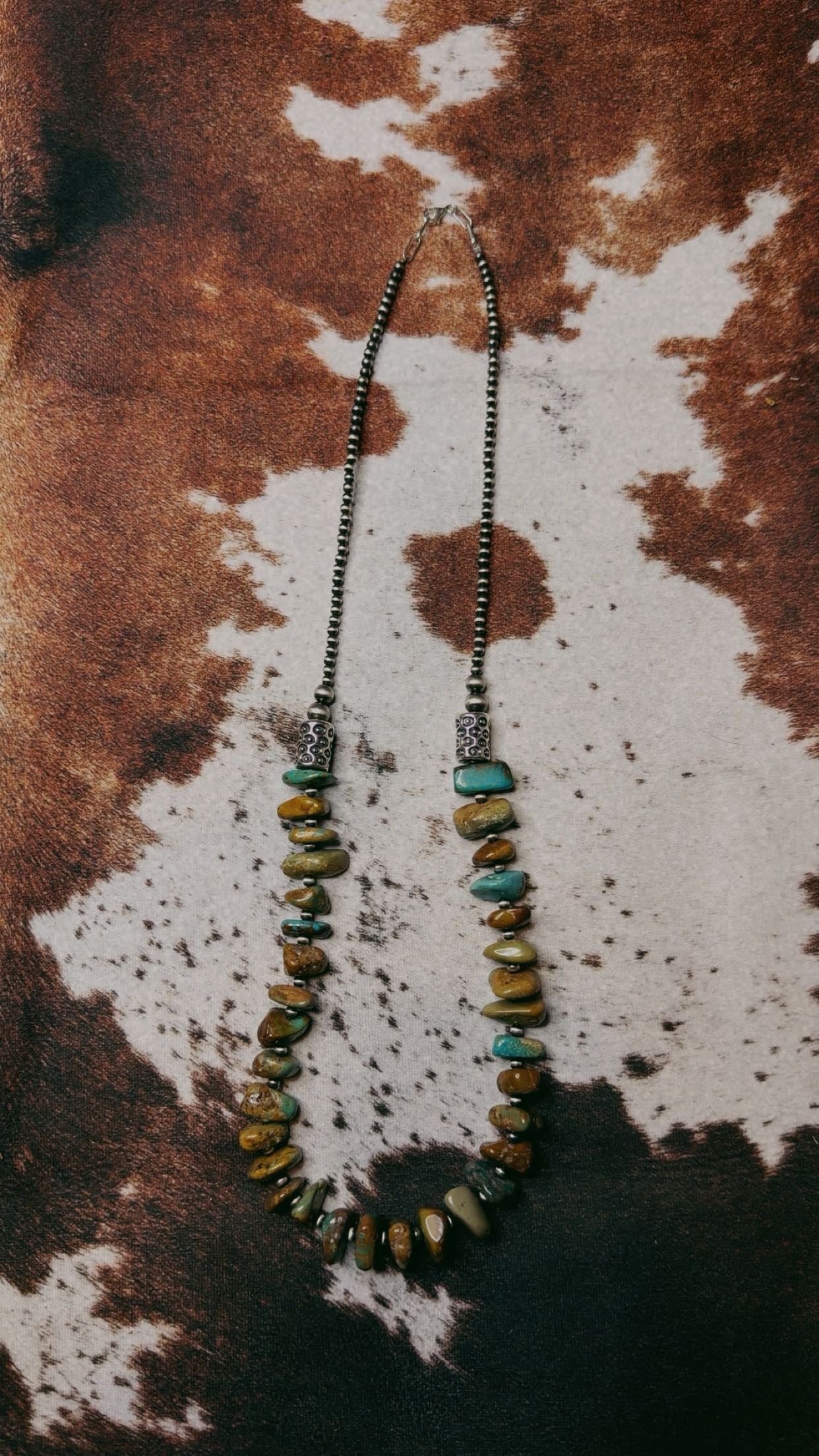 30” Turquoise with barrel bead